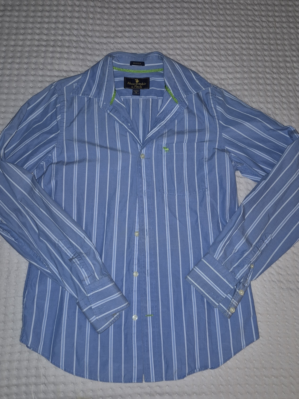 Abercrombie & Fitch Blue Striped Men’s Button-Up Shirt
